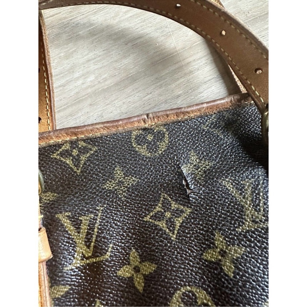 Louis Vuitton Classic Brown Monogram Tote - Picture 3 of 8